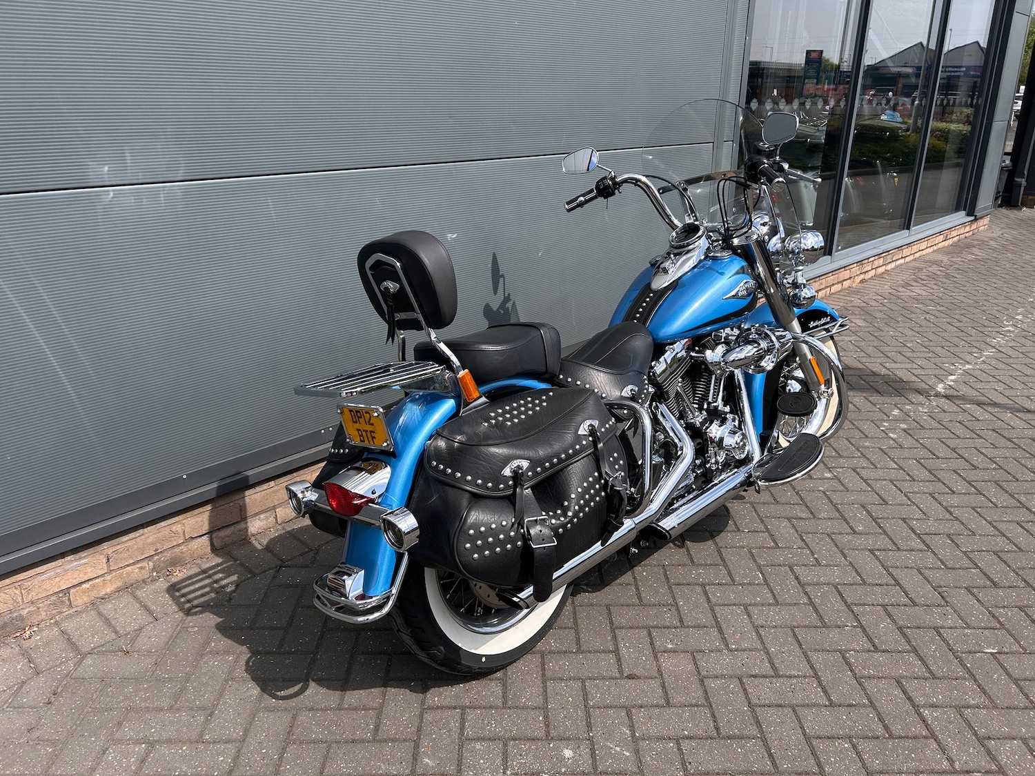 Used Harley-Davidson SOFTAIL FLSTC HERITAGE SOFTAIL CLASSIC 2012 for sale - 78571856: Photo 2