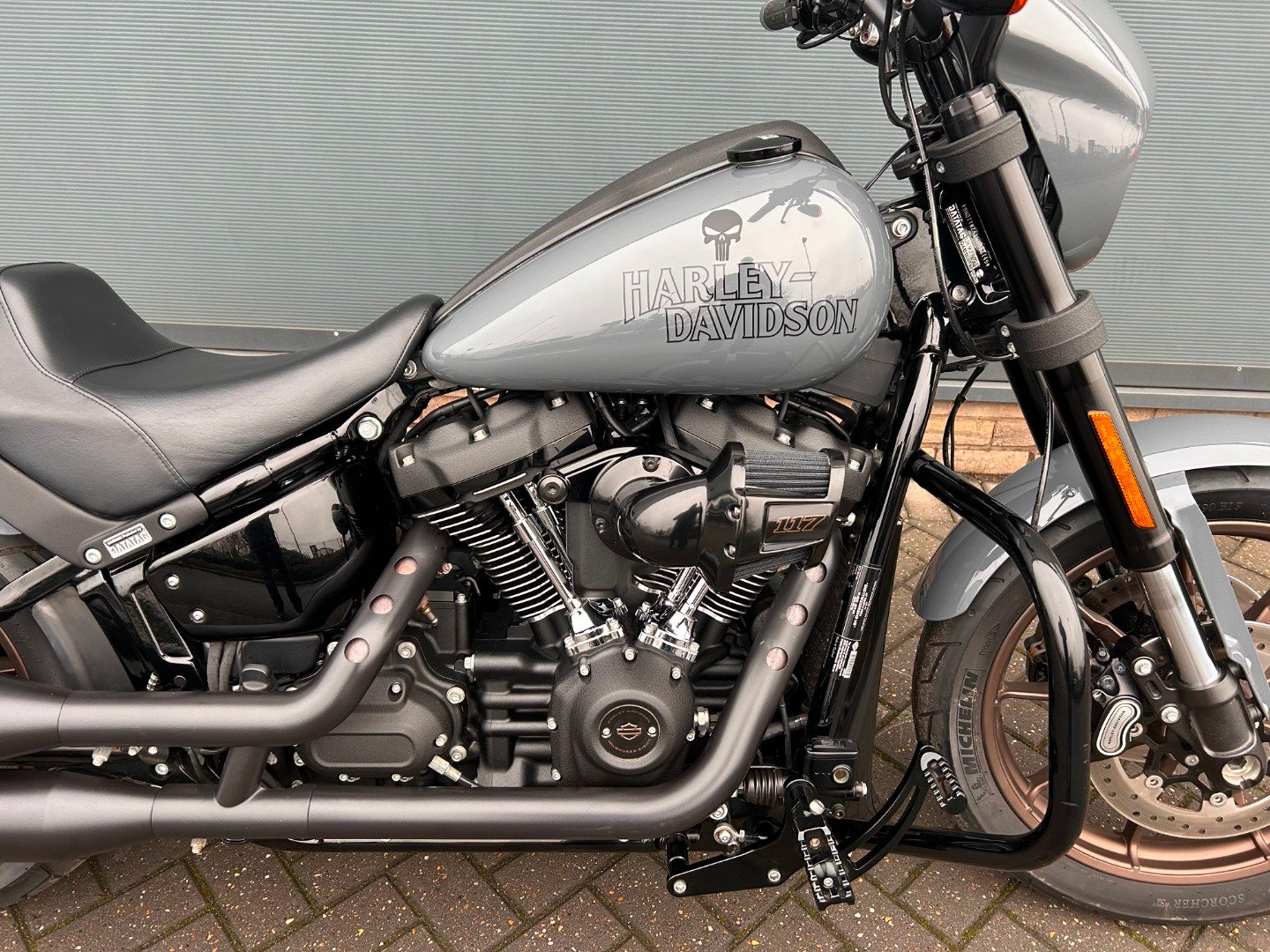 Harley-Davidson SOFTAIL FXLRS LOW RIDER S