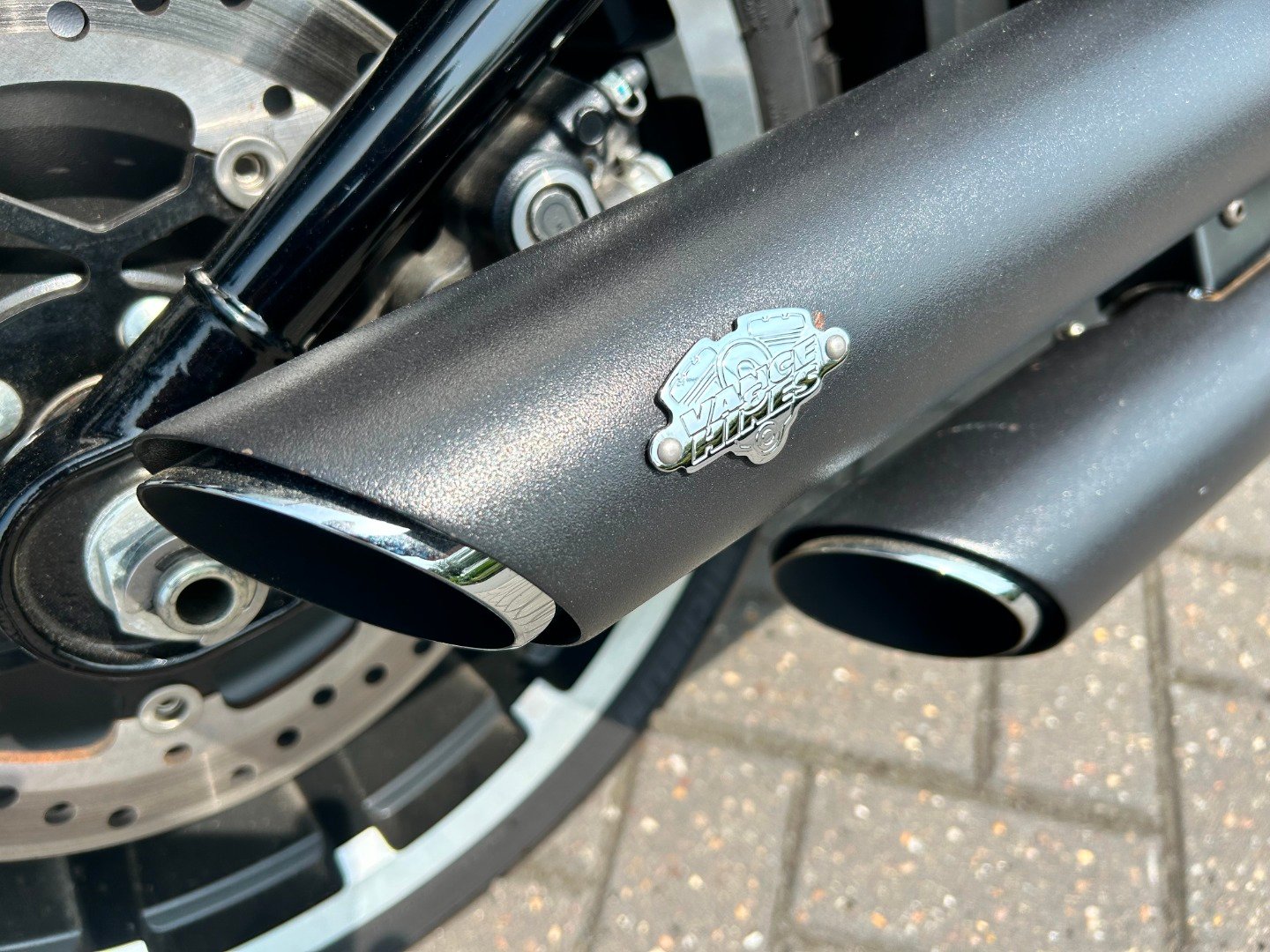 Harley-Davidson SOFTAIL FLFBS FAT BOY 114