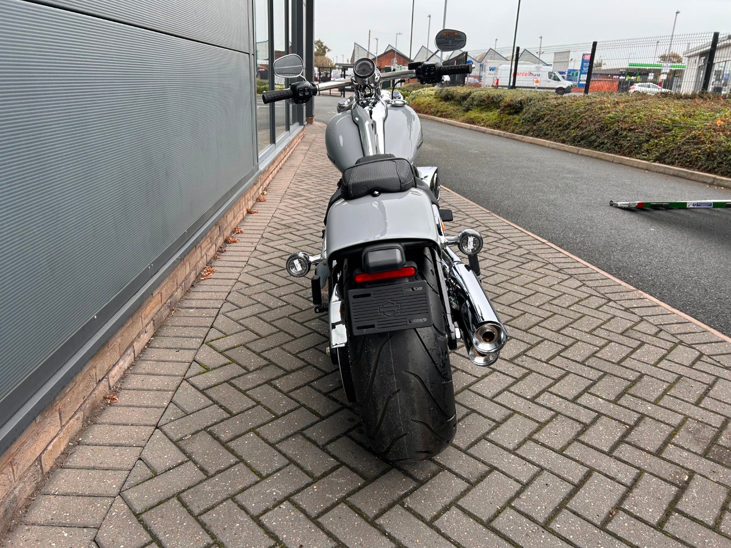 Harley-Davidson SOFTAIL BREAKOUT 117