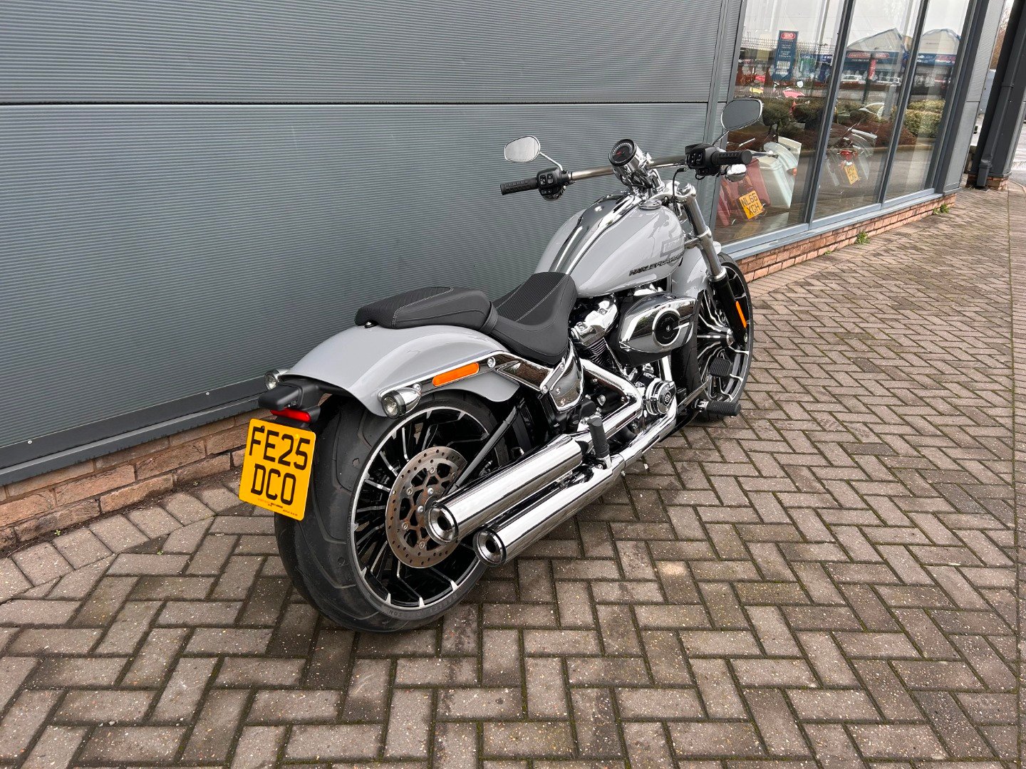 Harley-Davidson SOFTAIL BREAKOUT