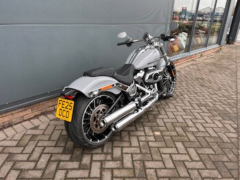 Used Harley-Davidson SOFTAIL BREAKOUT 2025 for sale - bike-77453578: Photo