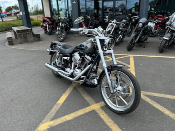Used Harley-Davidson CVO FXDSE2 SCREAMIN EAGLE DYNA 2008 for sale - bike-74572164: Photo