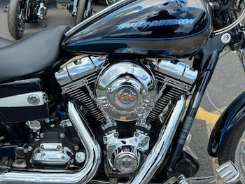 Used Harley-Davidson CVO FXDSE2 SCREAMIN EAGLE DYNA 2008 for sale - bike-74572164: Photo