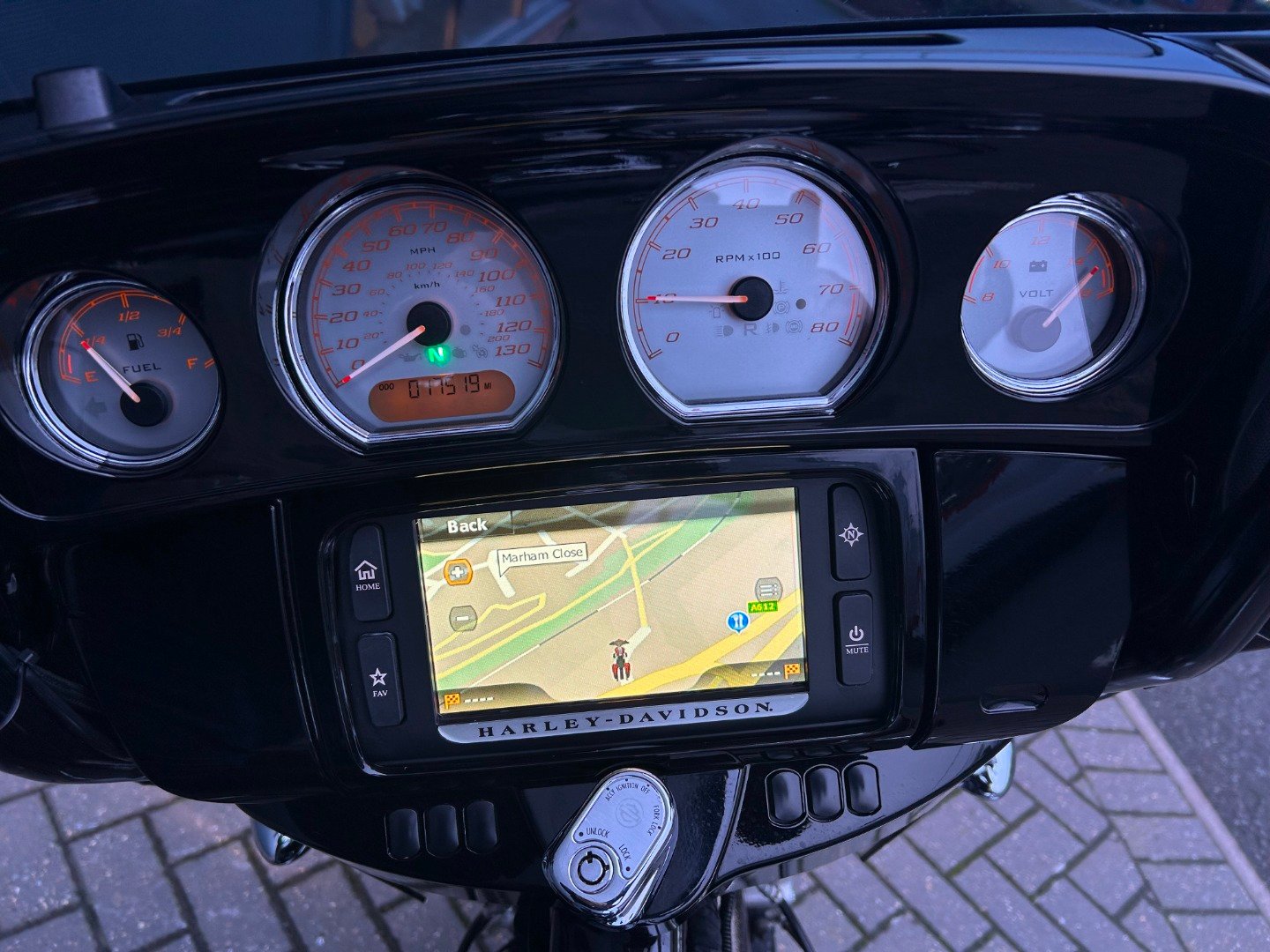 Harley-Davidson TOURING STREET GLIDE