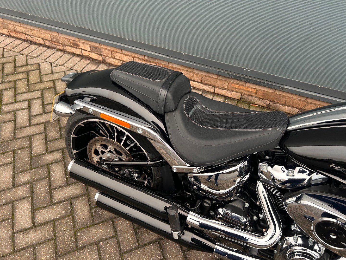 Harley-Davidson BREAKOUT 117