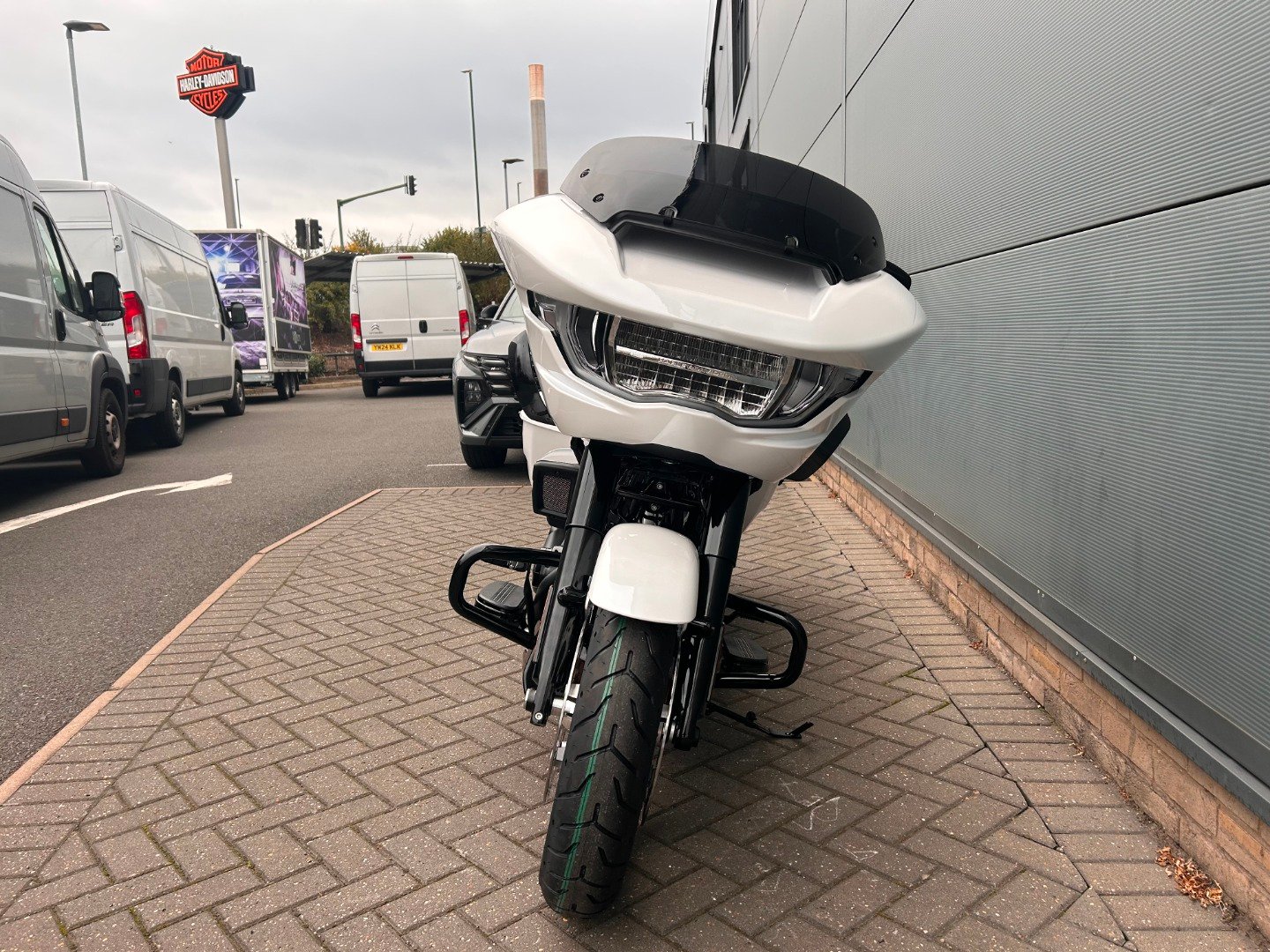 Harley-Davidson TOURING FLRT ROAD GLIDE