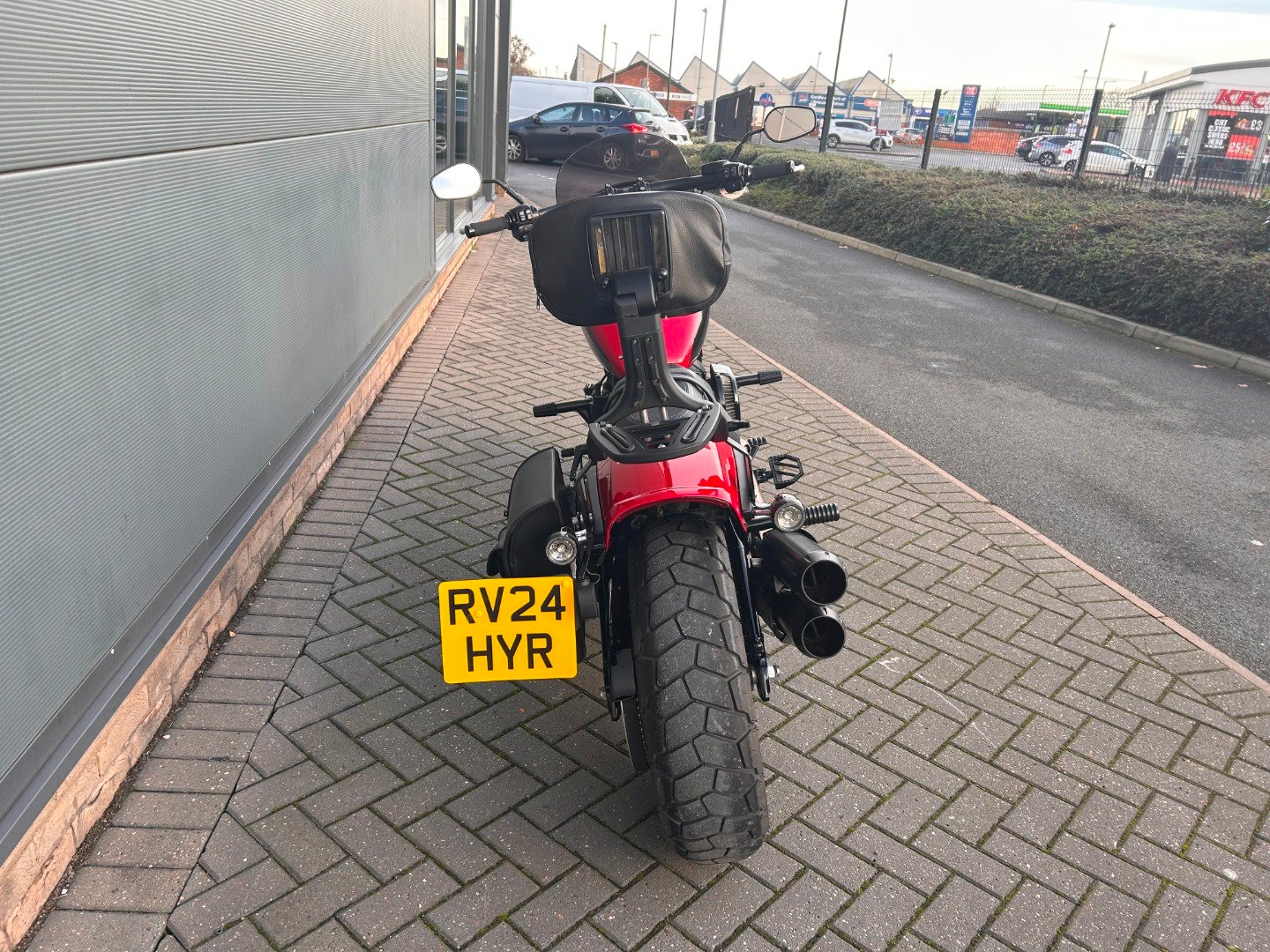 Harley-Davidson SOFTAIL FXFBS FAT BOB 114