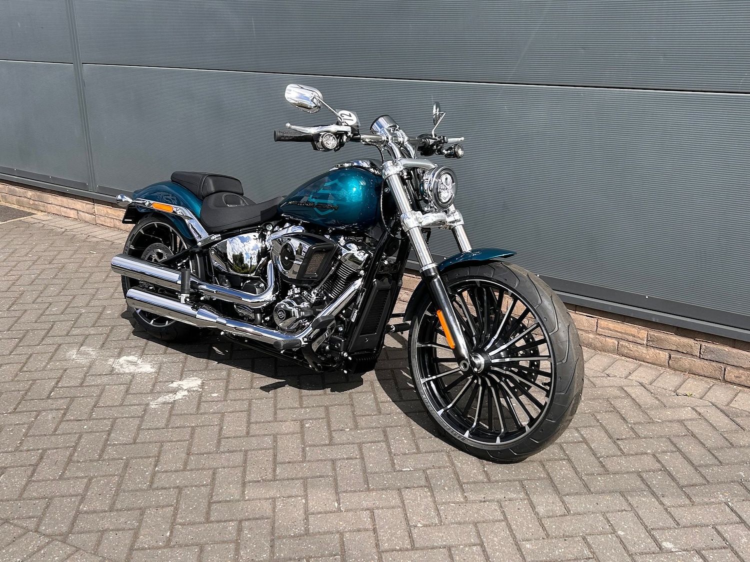 Used Harley-Davidson SOFTAIL BREAKOUT 117 for sale - 78559162: Photo 2