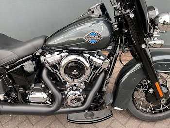 Used Harley-Davidson SOFTAIL FLHC HERITAGE CLASSIC 2026 for sale - bike-79335788: Photo