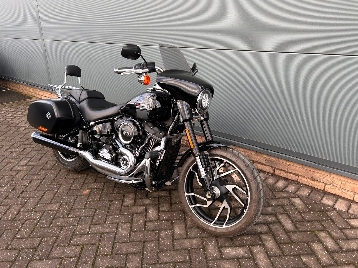 Harley-Davidson SOFTAIL SPORT GLIDE