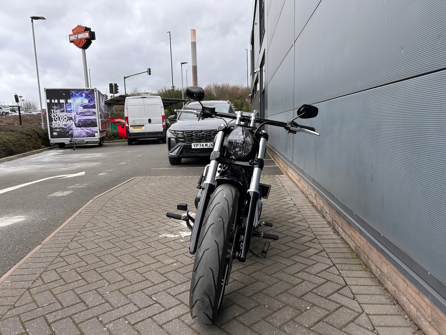 Harley-Davidson SOFTAIL FXBRS BREAKOUT 114