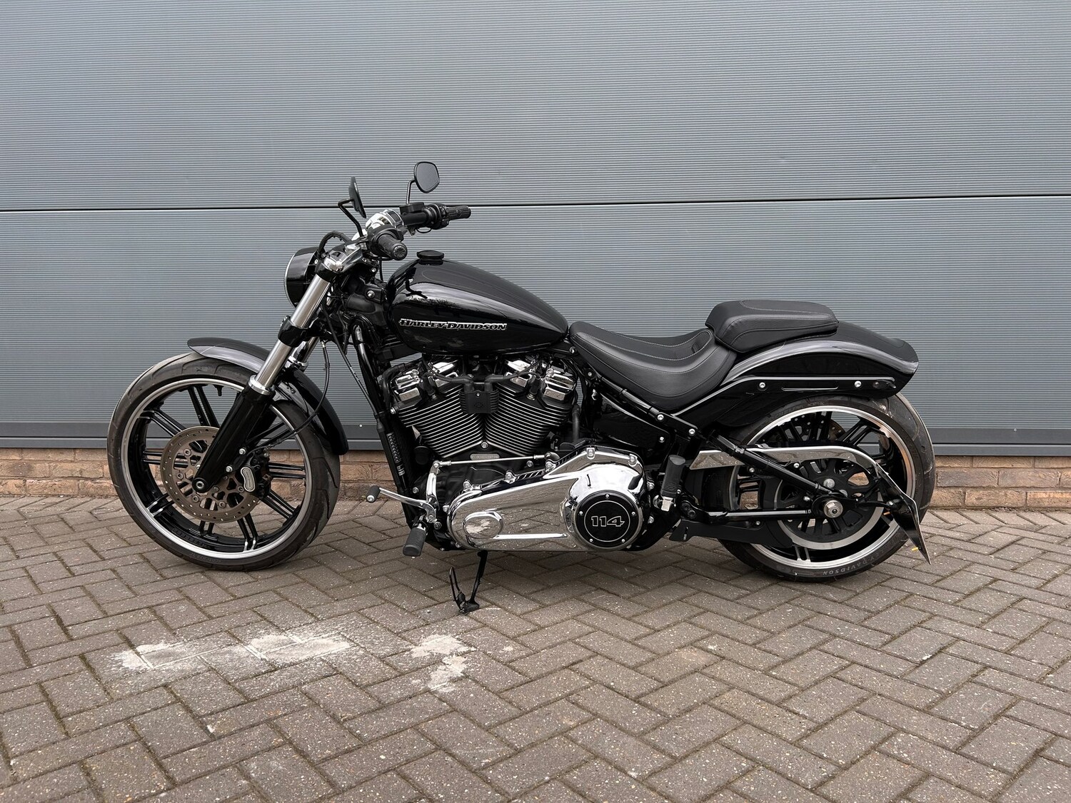 Harley-Davidson SOFTAIL FXBRS BREAKOUT 114