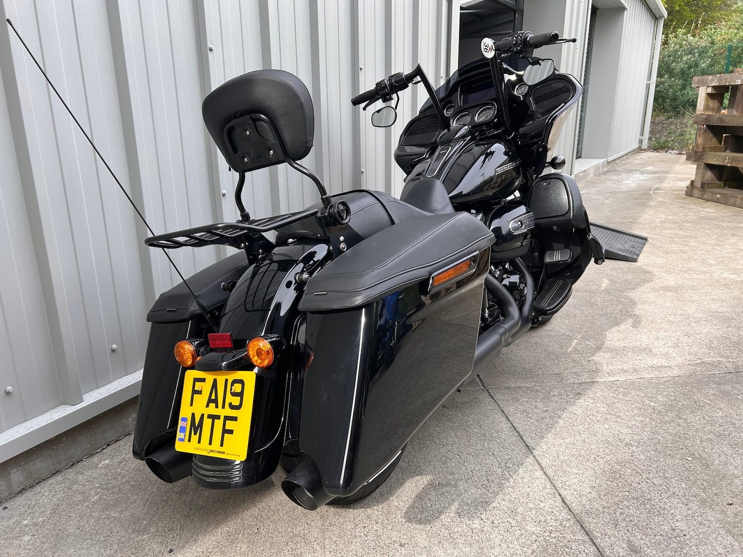 Used Harley-Davidson TOURING FLTRXS ROAD GLIDE SPECIAL 2019 for sale - 78762772: Photo 4
