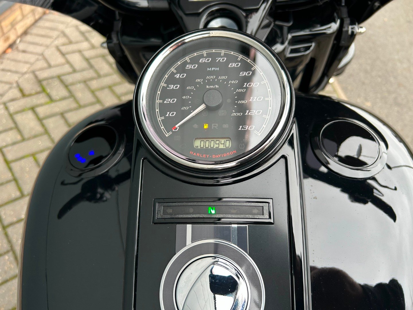 Harley-Davidson TOURING FLHRXS ROAD KING SPECIAL