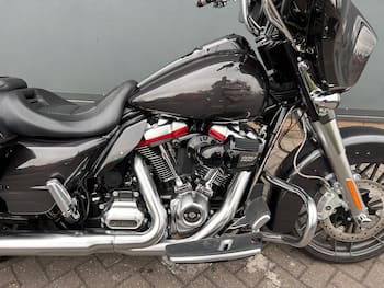 Used Harley-Davidson CVO FLHXSE STREET GLIDE 2020 for sale - bike-79439562: Photo