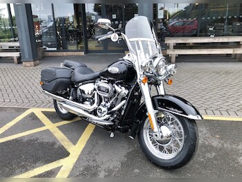 Used Harley-Davidson SOFTAIL FLHCS HERITAGE CLASSIC 114 2025 for sale - bike-68605380: Photo