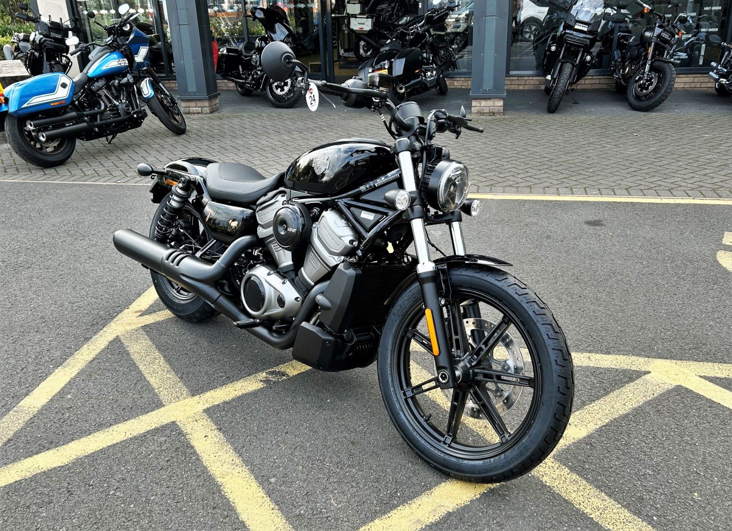 Harley-Davidson NIGHTSTER 975