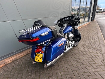 Used Harley-Davidson TOURING FLHTK ULTRA LIMITED 2016 for sale - bike-76758957: Photo