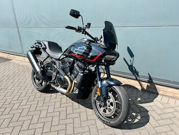 Used Harley-Davidson PAN AMERICA 1250ST 2025 for sale - bike-75550552: Photo