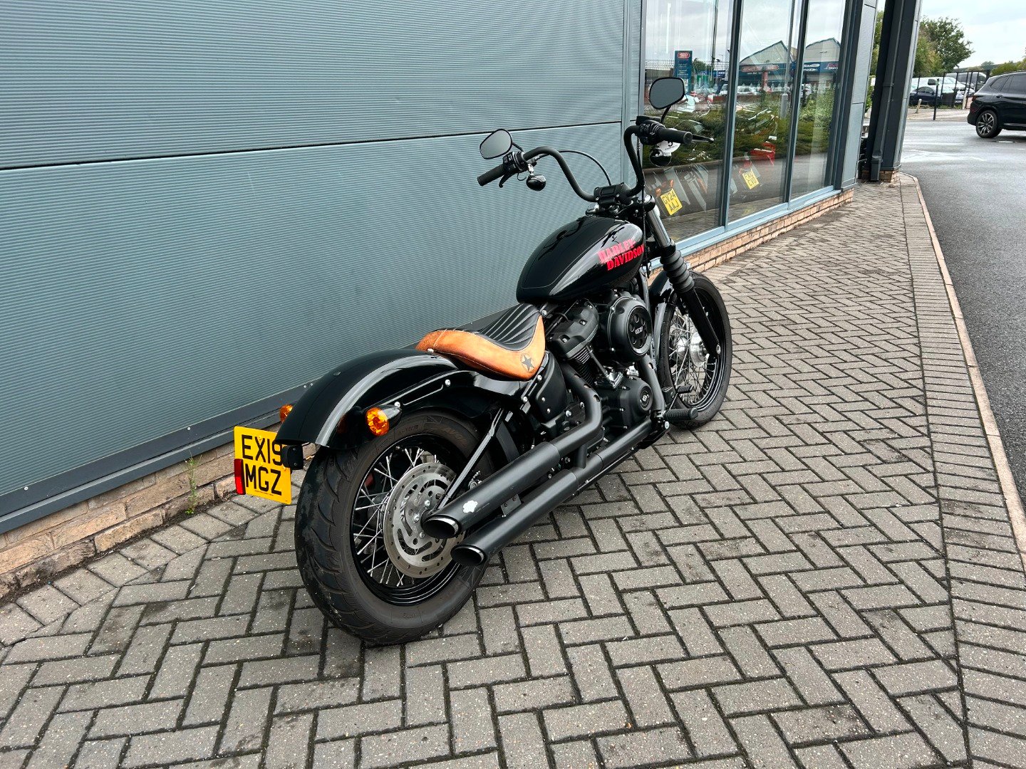 Harley-Davidson SOFTAIL FXBB STREET BOB