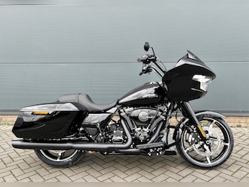 Used Harley-Davidson TOURING FLTRX ROAD GLIDE 2024 for sale - bike-70879563: Photo