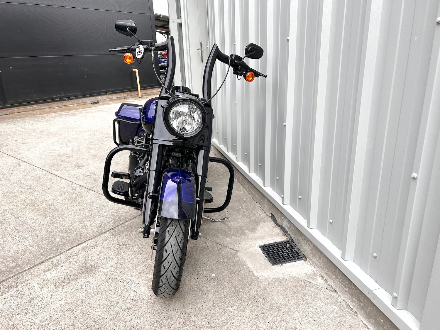 Harley-Davidson TOURING FLHRXS ROAD KING SPECIAL