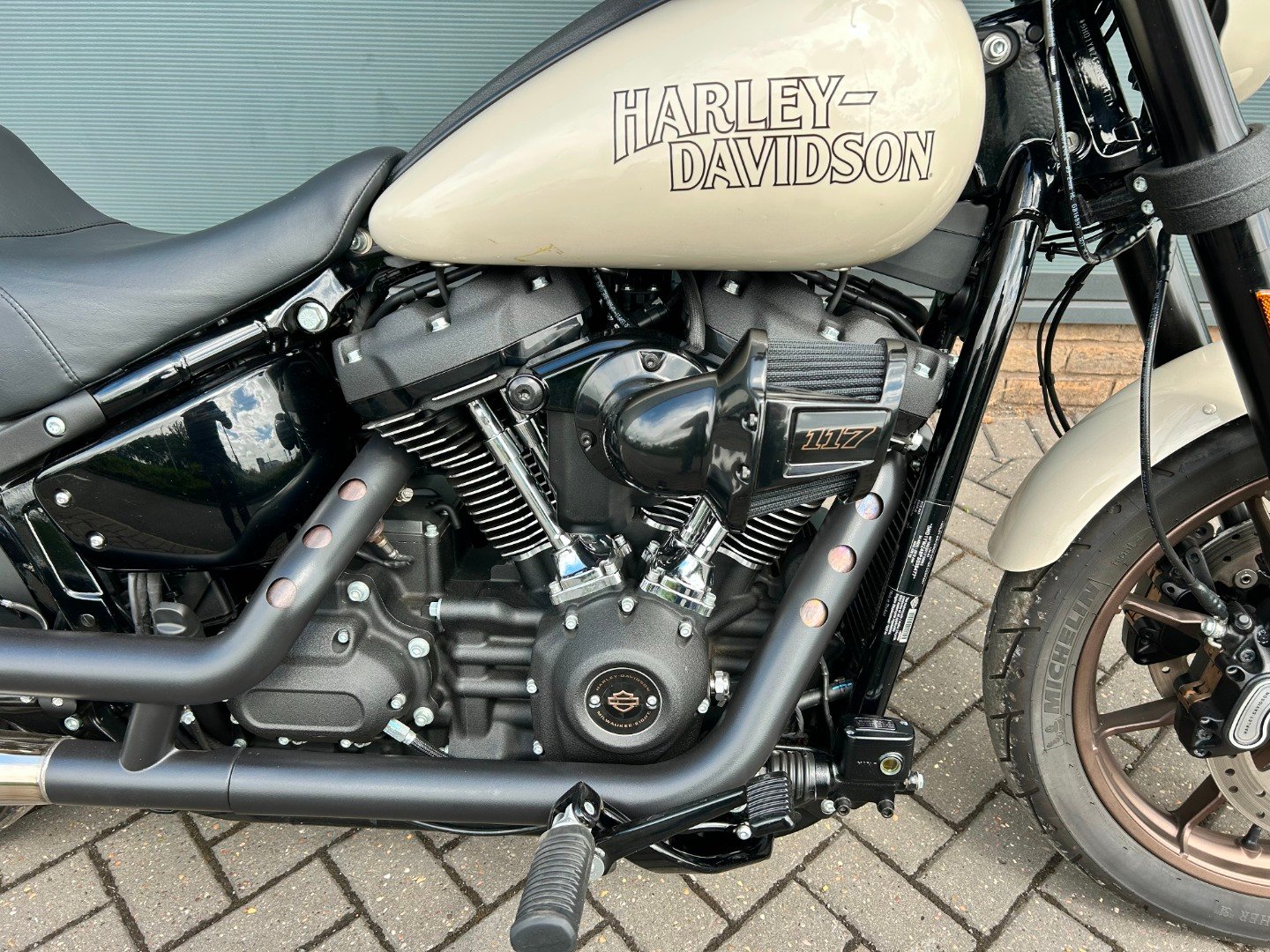 Harley-Davidson SOFTAIL FXLRS LOW RIDER S