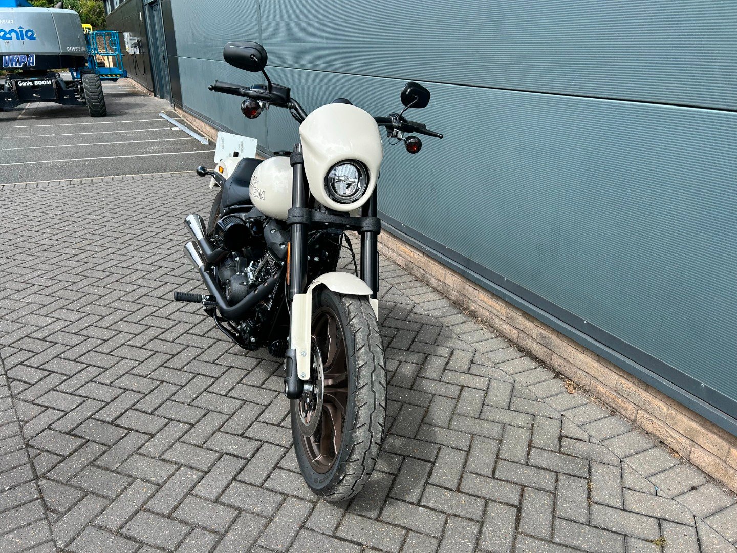 Harley-Davidson SOFTAIL FXLRS LOW RIDER S