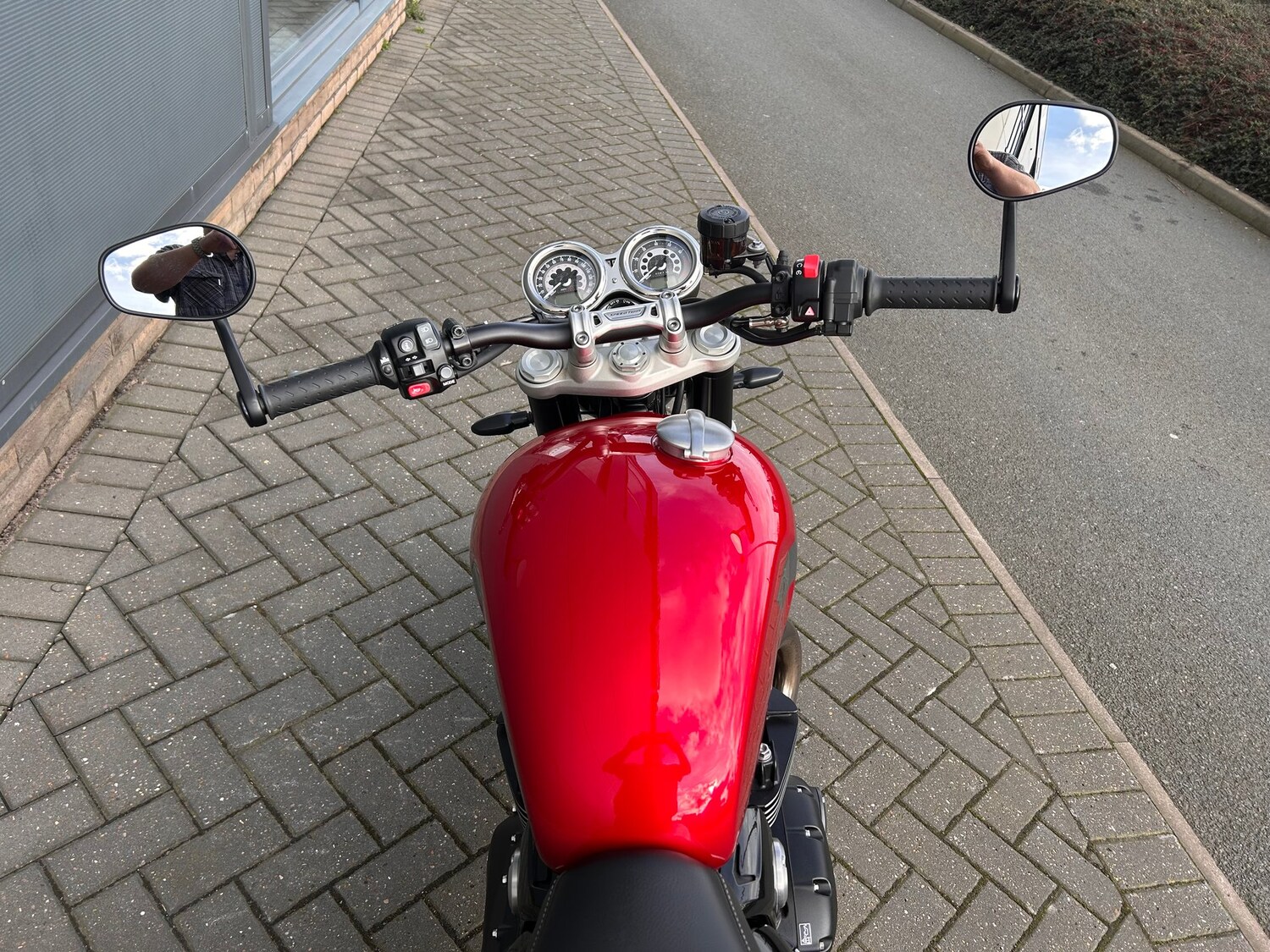 Triumph SPEED TWIN 1200