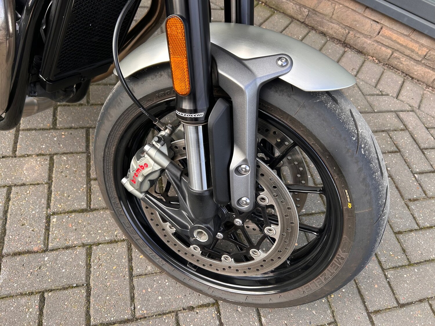 Triumph SPEED TWIN 1200