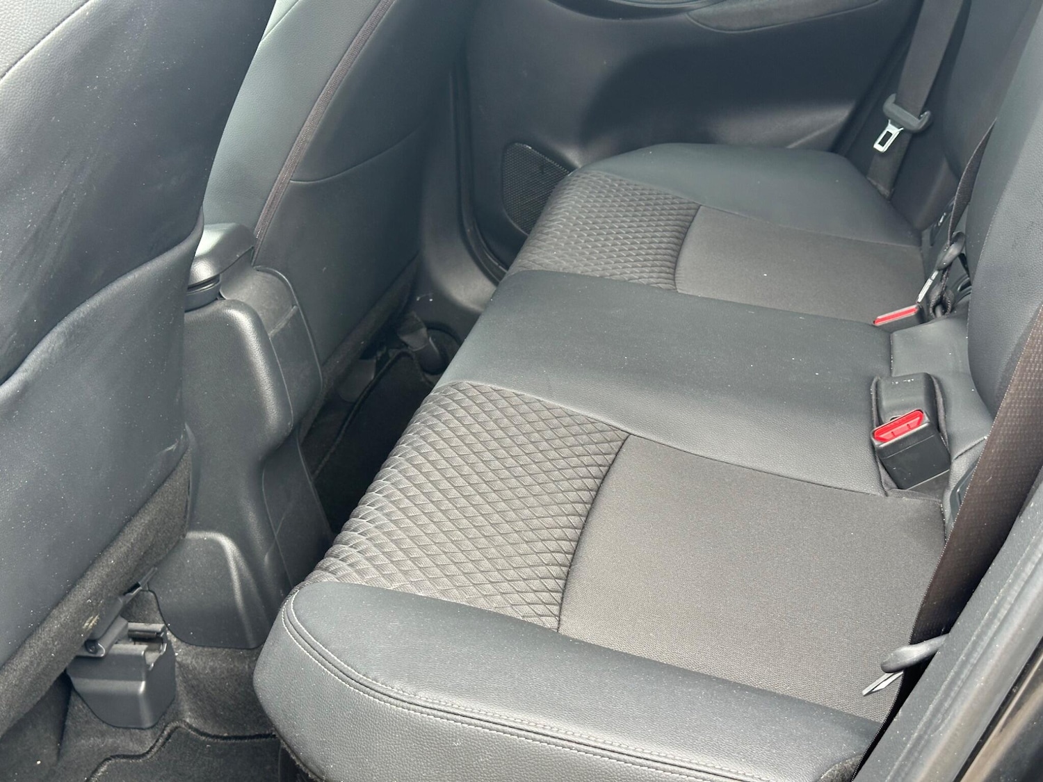 Used Toyota Yaris 2022 for sale - 78184242: Photo 13