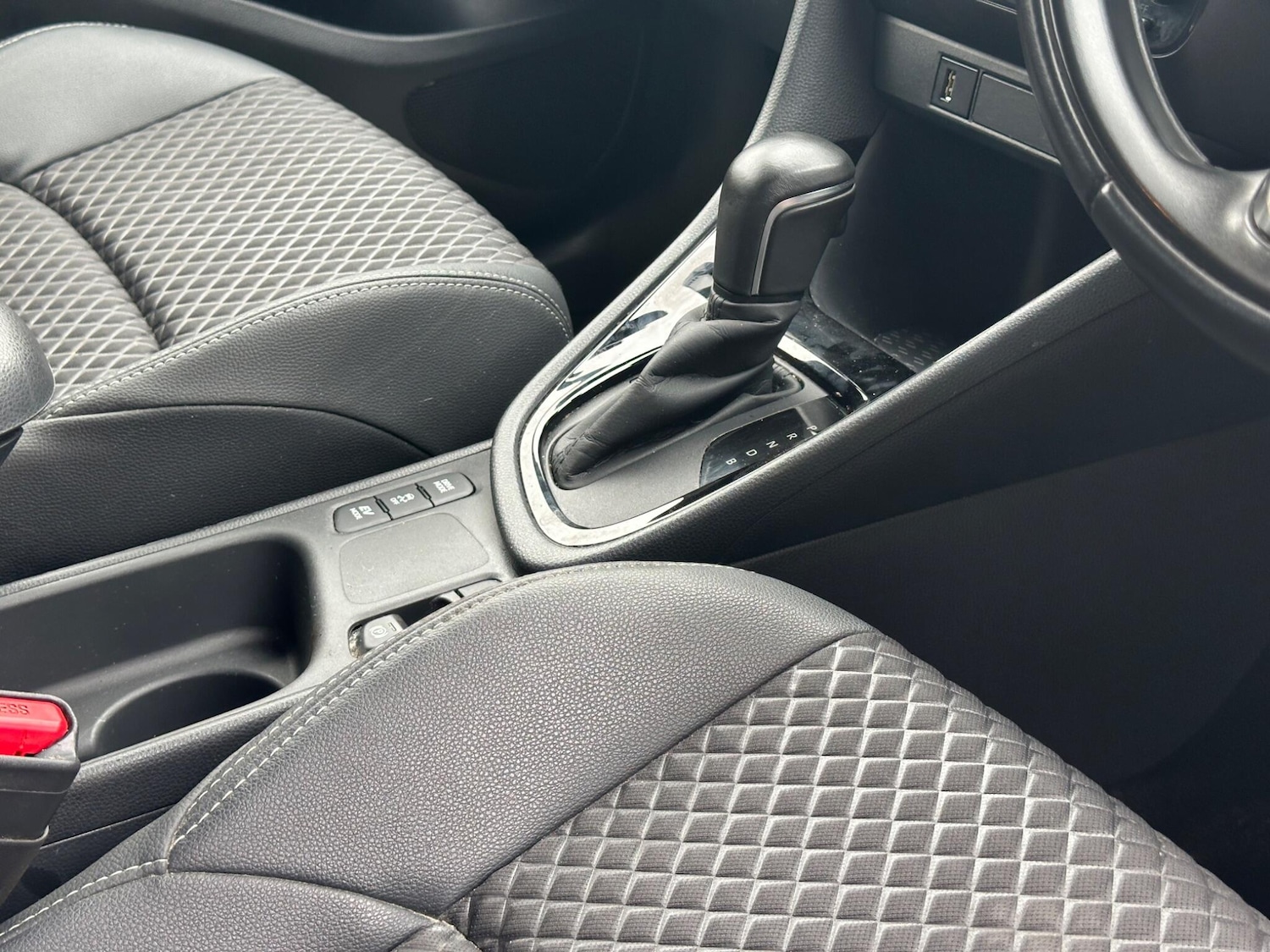 Used Toyota Yaris 2022 for sale - 78184242: Photo 22