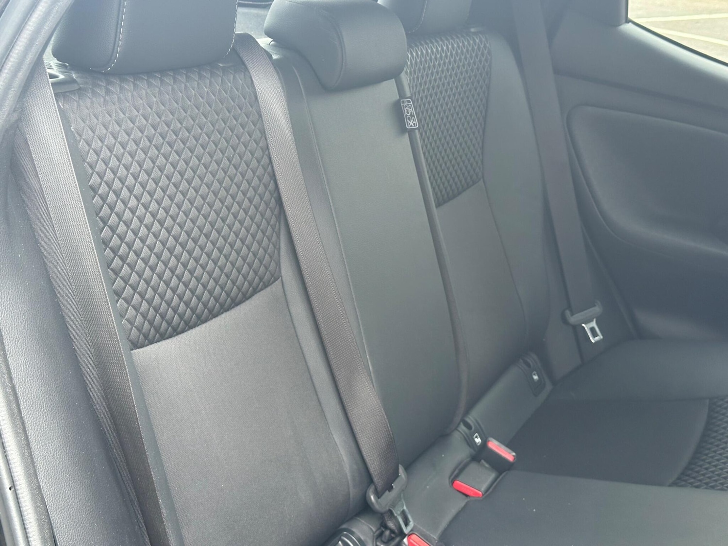 Used Toyota Yaris 2022 for sale - 78184242: Photo 27