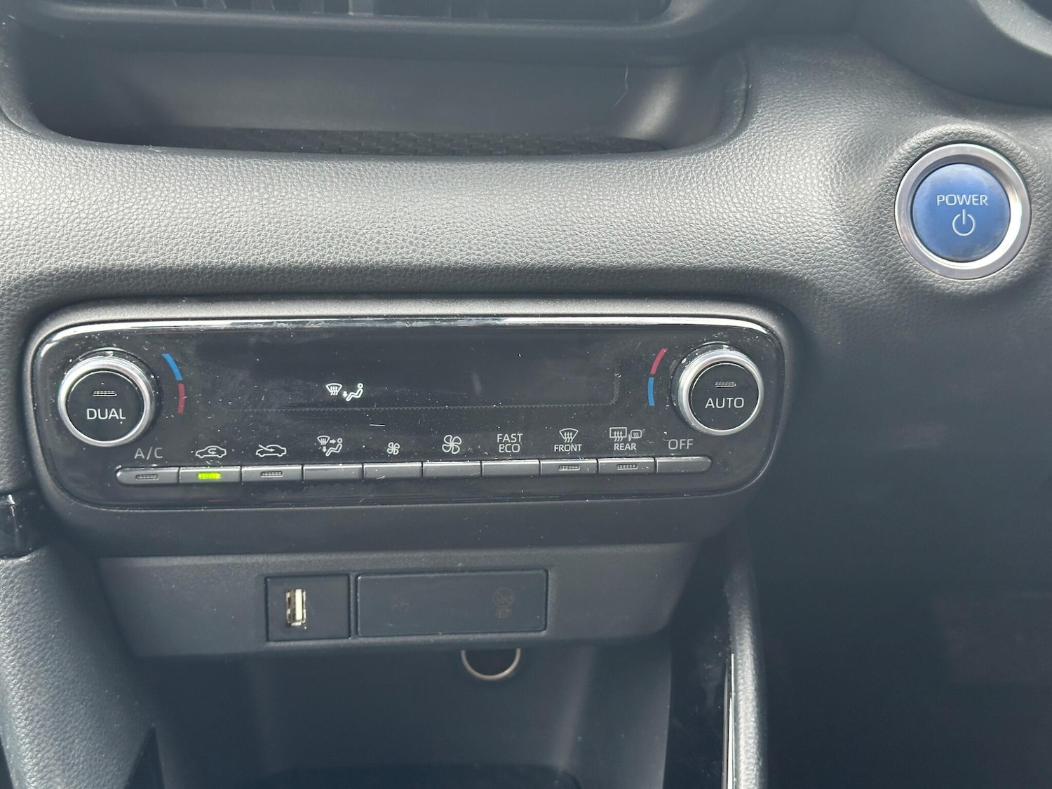 Used Toyota Yaris 2022 for sale - 78184242: Photo 33