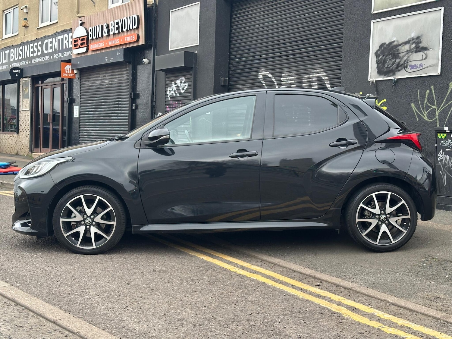 Used Toyota Yaris 2022 for sale - 78184242: Photo 6