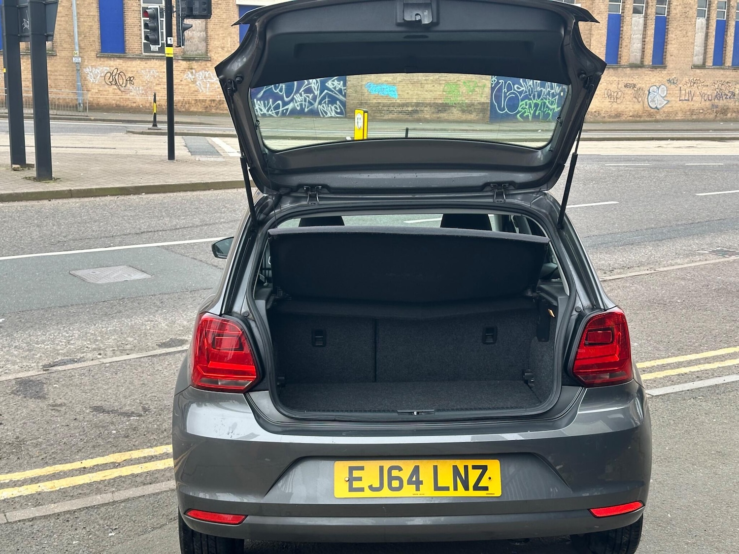 Used Volkswagen Polo for sale - 78101373: Photo 15