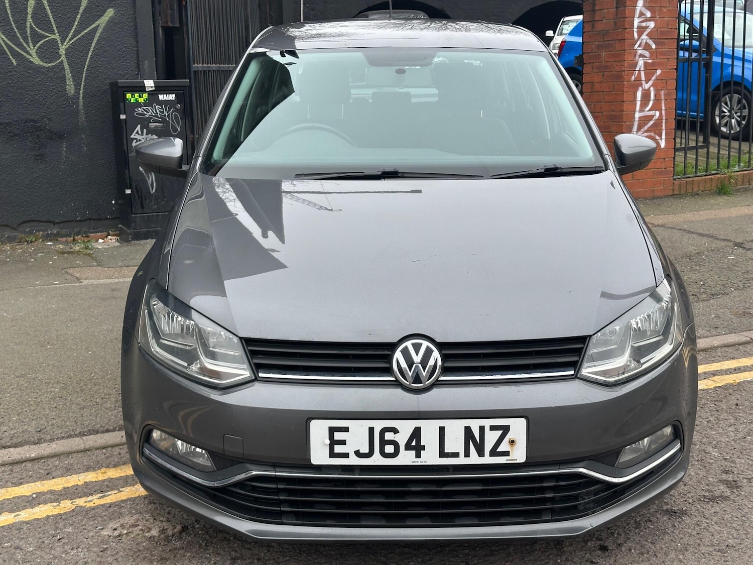 Used Volkswagen Polo for sale - 78101373: Photo 2