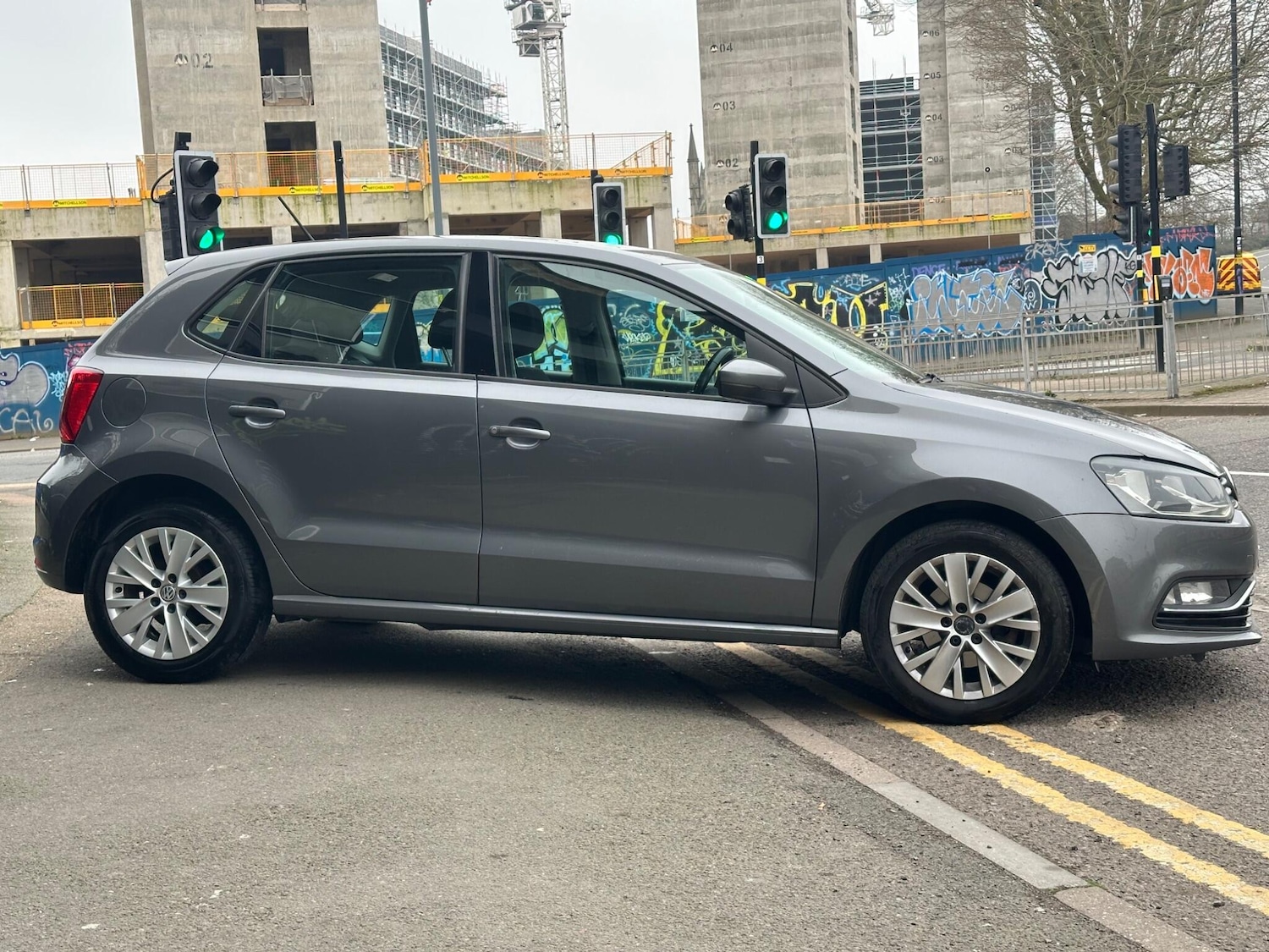 Used Volkswagen Polo for sale - 78101373: Photo 5