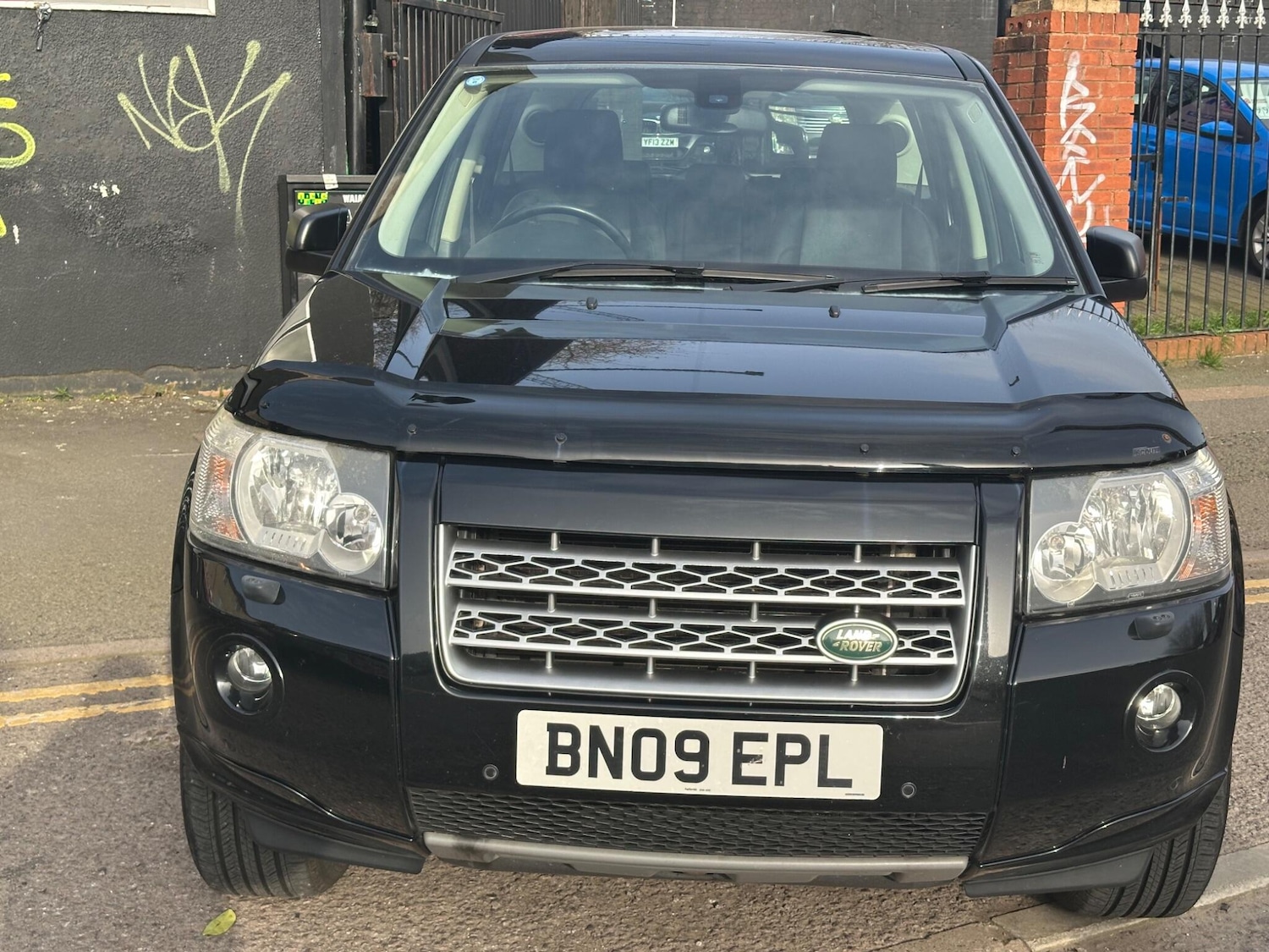 Used Land Rover Freelander 2009 for sale - 78100264: Photo 2