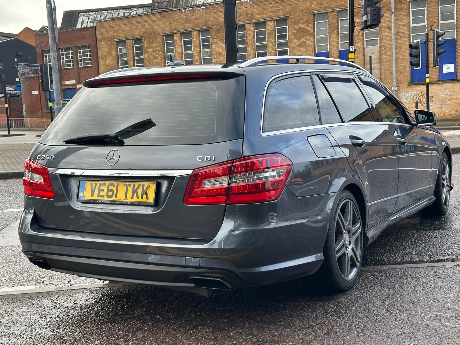 Used Mercedes-Benz E Class for sale - 78101428: Photo 37