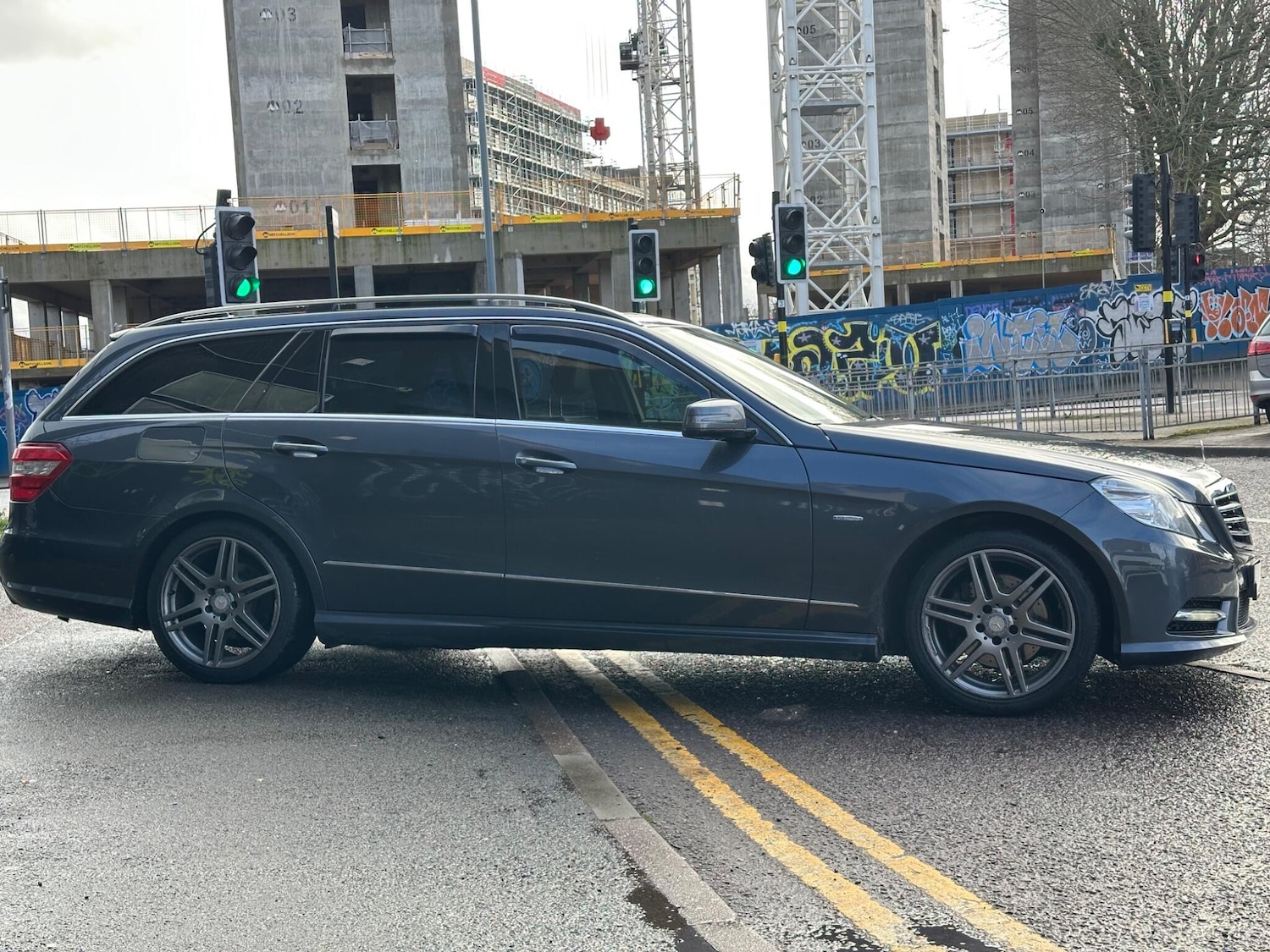 Used Mercedes-Benz E Class for sale - 78101428: Photo 5