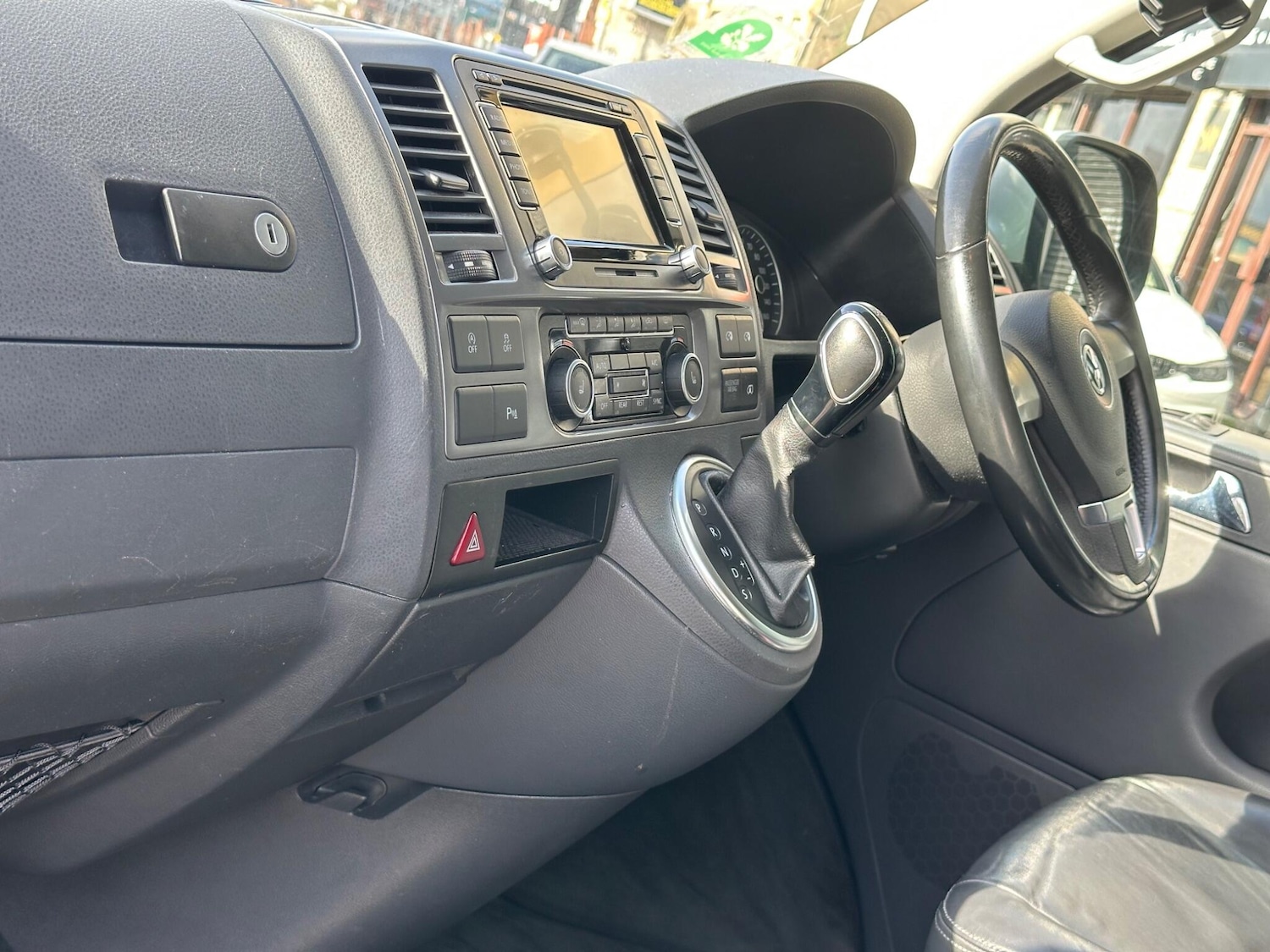 Used Volkswagen Caravelle for sale - 78101407: Photo 11