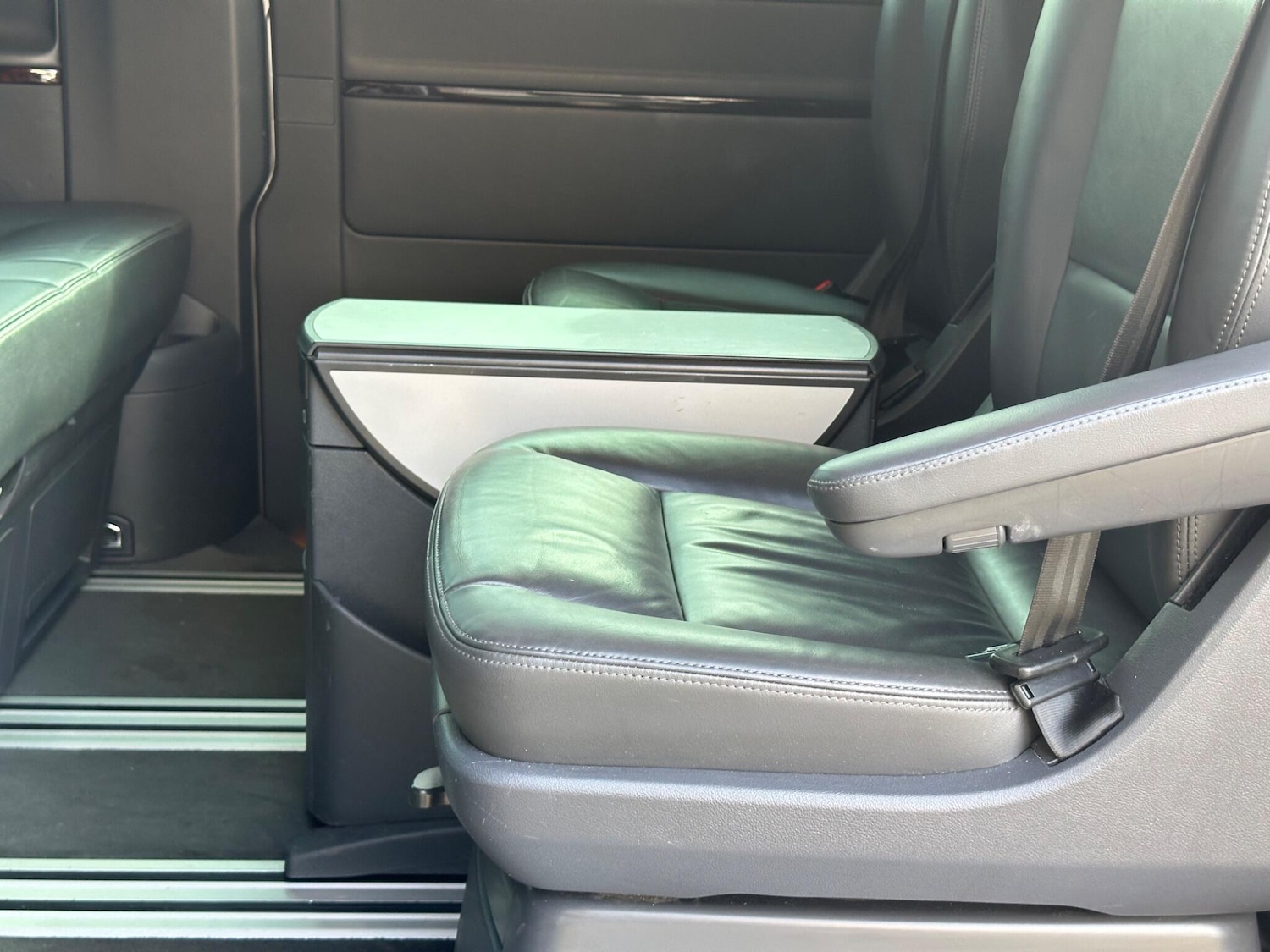 Used Volkswagen Caravelle for sale - 78101407: Photo 26