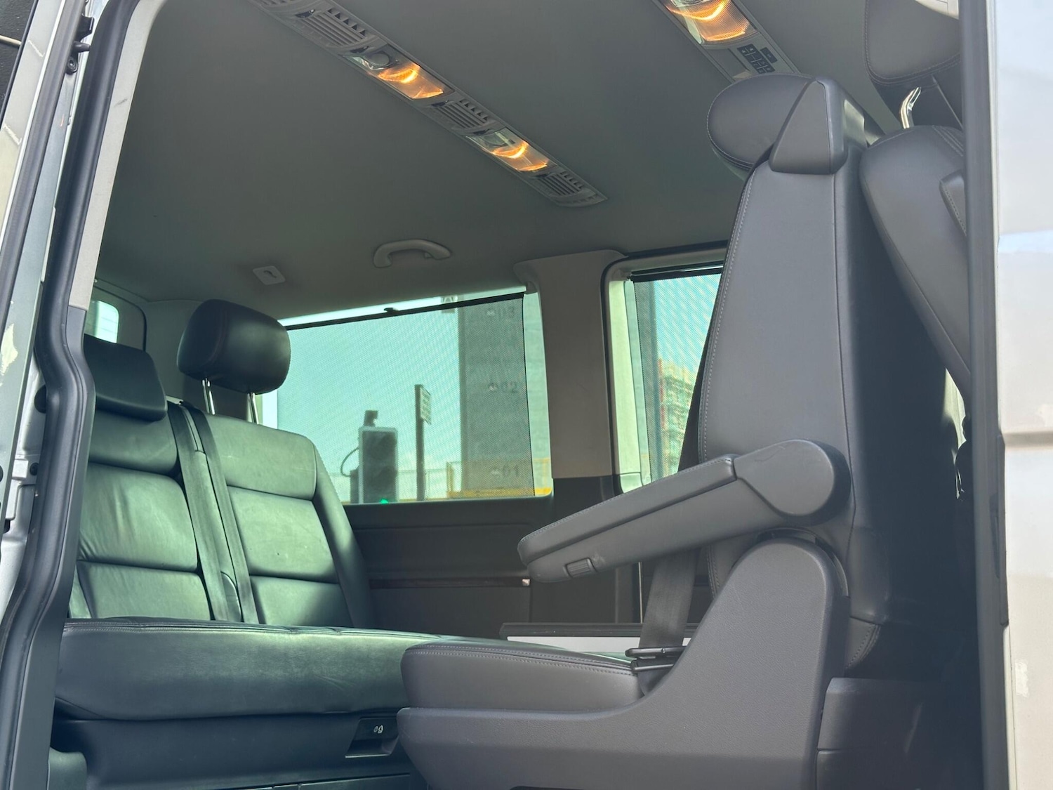 Used Volkswagen Caravelle for sale - 78101407: Photo 28