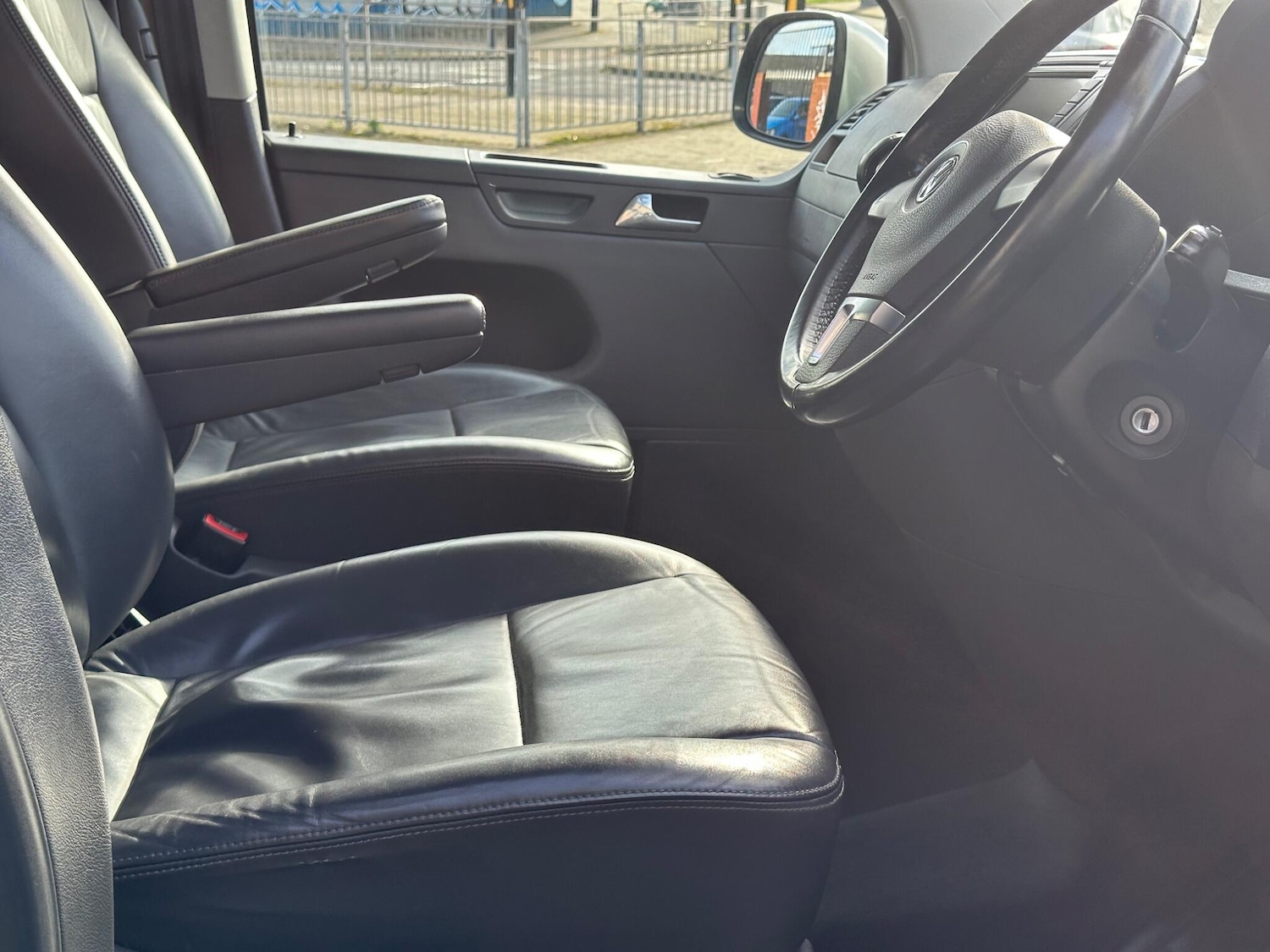 Used Volkswagen Caravelle for sale - 78101407: Photo 29