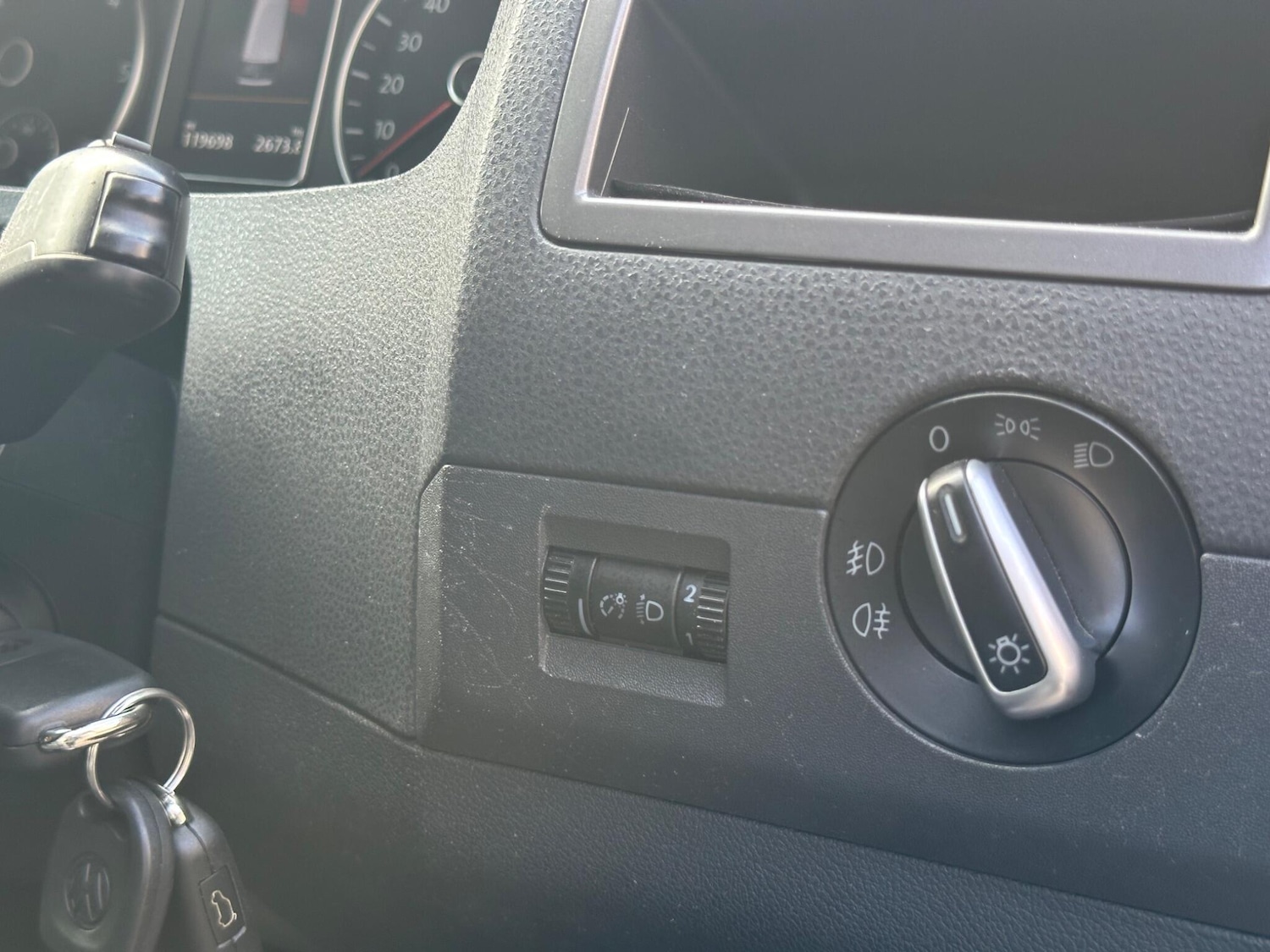 Used Volkswagen Caravelle for sale - 78101407: Photo 33