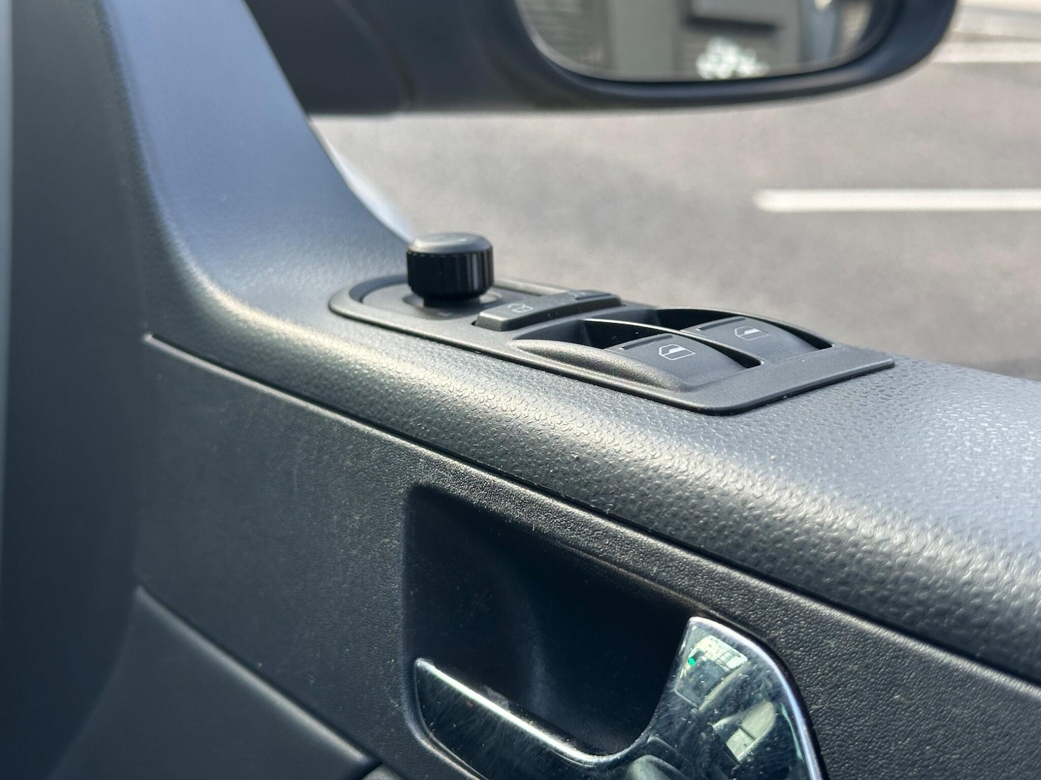 Used Volkswagen Caravelle for sale - 78101407: Photo 35