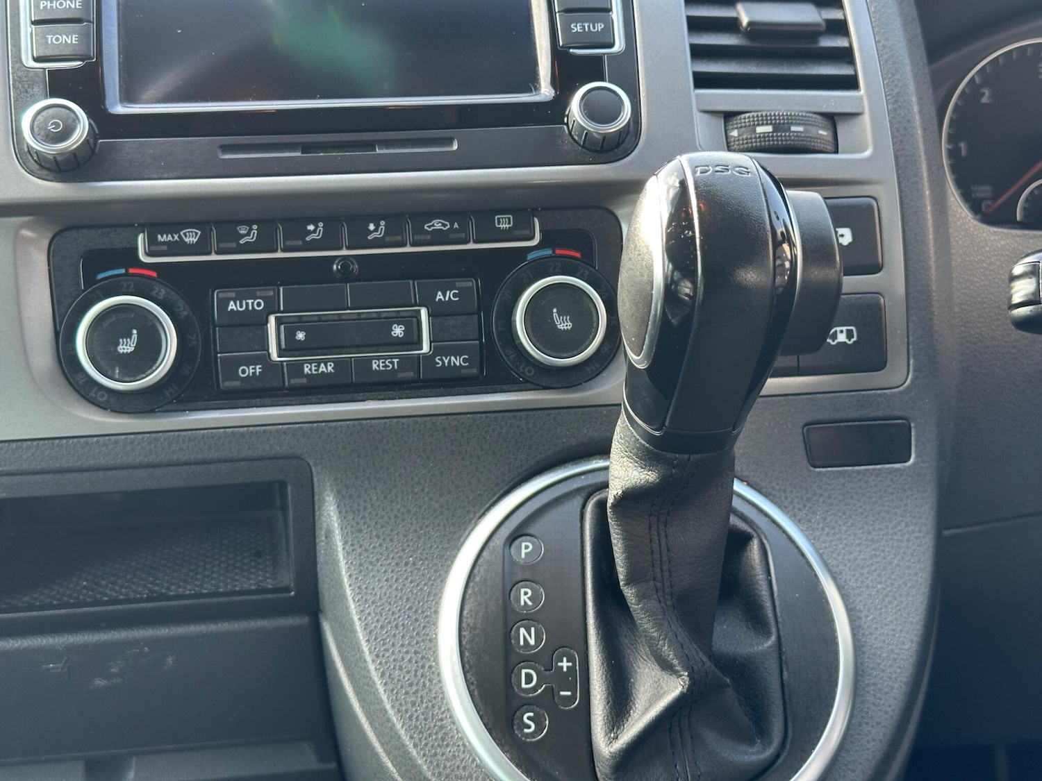 Used Volkswagen Caravelle for sale - 78101407: Photo 39