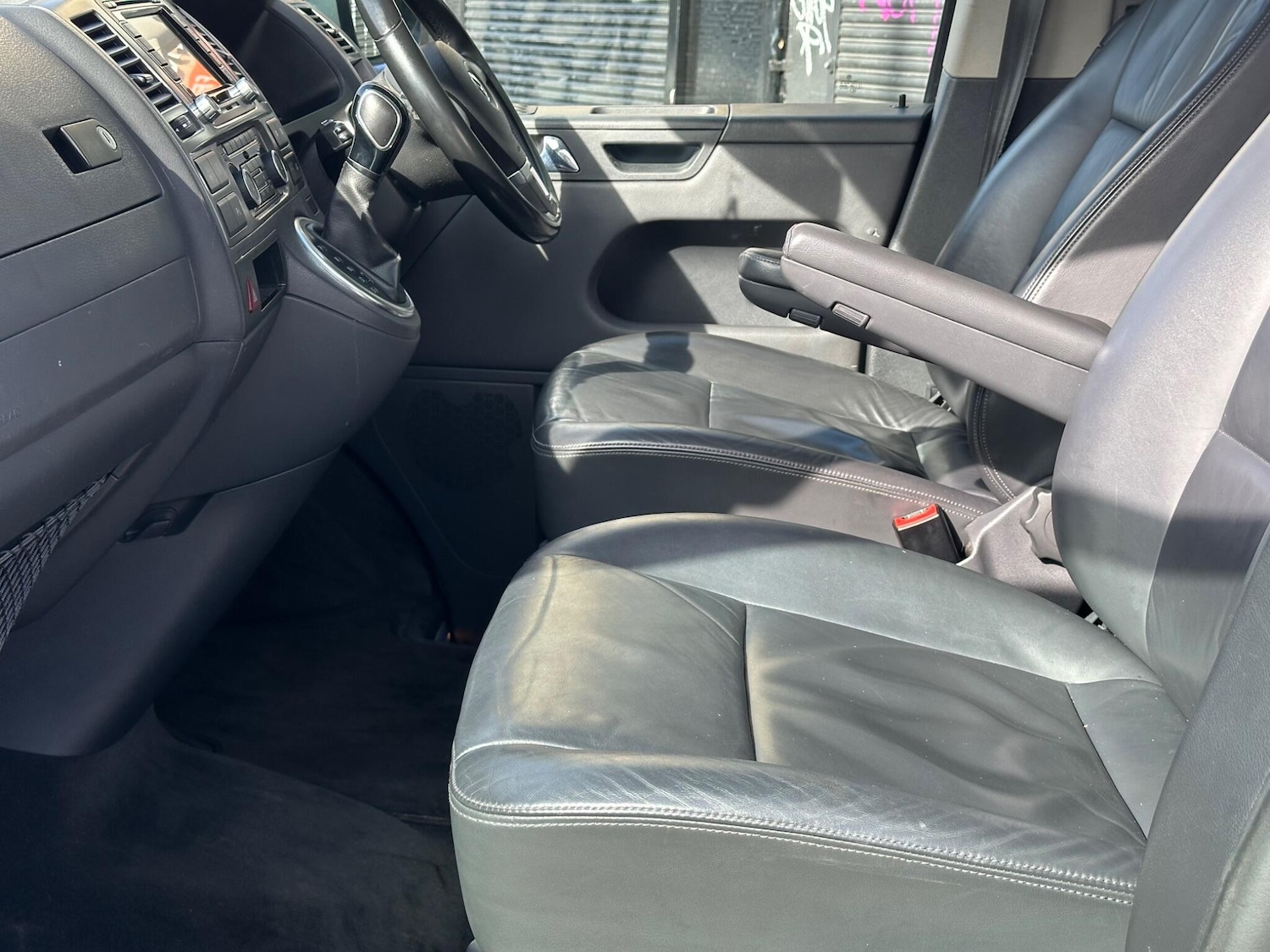 Used Volkswagen Caravelle for sale - 78101407: Photo 9